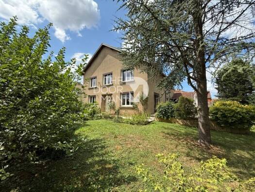 Pavillon à vendre 189 000 € 8 pièces 5 chambres 183 m² 883 m² de terrain Rolampont 52260