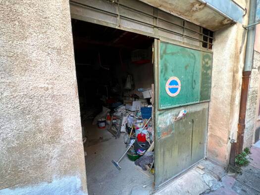 Parking à vendre 76 000 € 97 m² Draguignan 83300