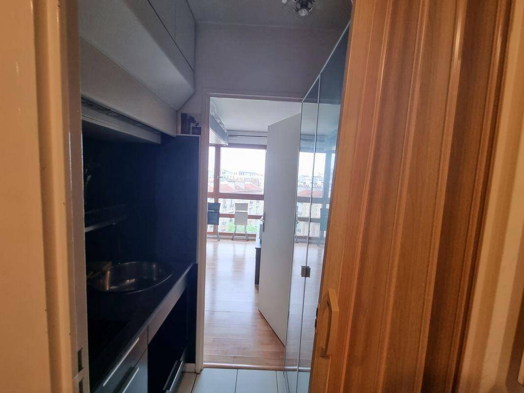 Maison à louer, 21m², COURBEVOIE