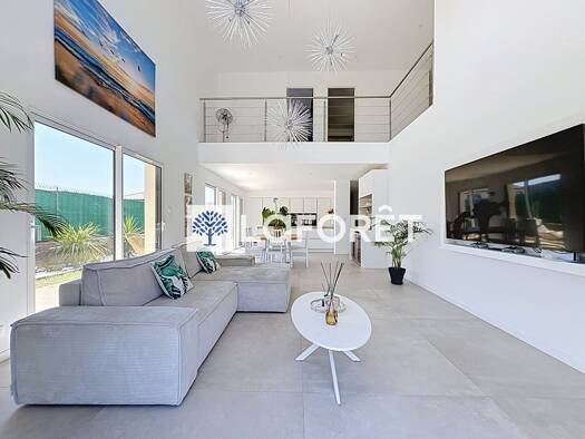 Maison à vendre - Première occupation 659 000 € 5 pièces 4 chambres 137,52 m² 721 m² de terrain Beynost 01700