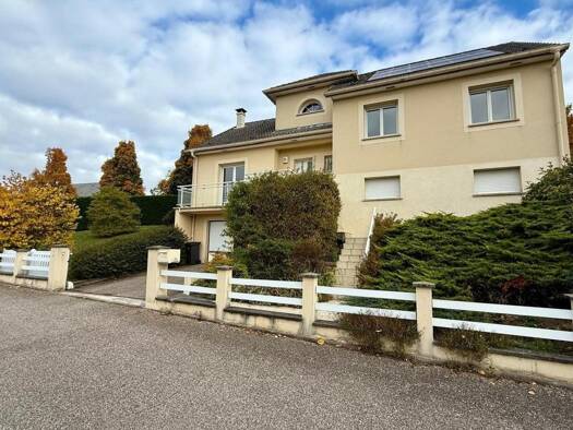 Maison à vendre 375 000 € 8 pièces 5 chambres 197 m² 708 m² de terrain Maron 54230