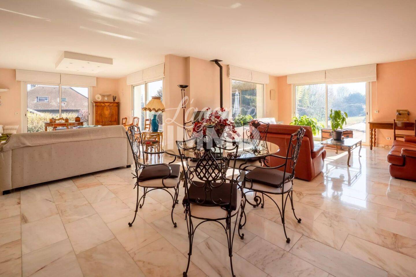Maison à vendre, 240m², SEVRIER