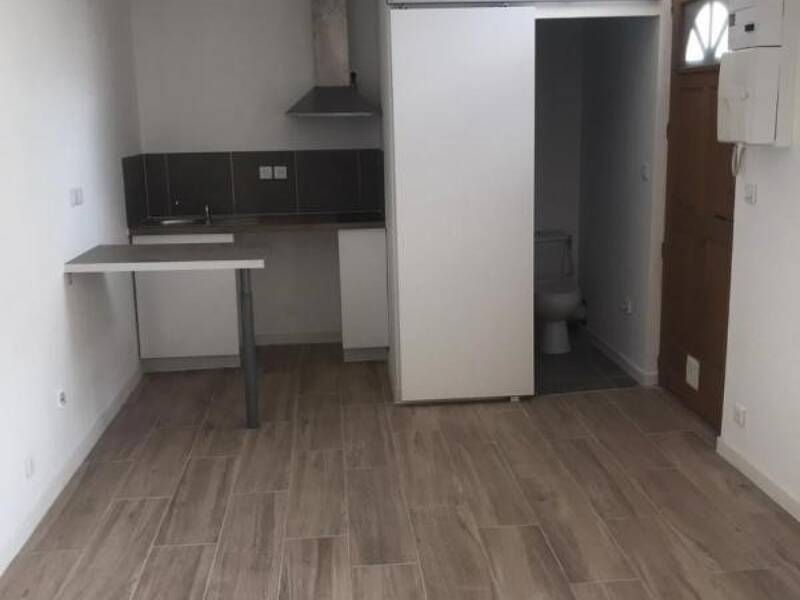 Maison à louer, 18m², NIMES