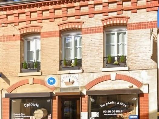 Immeuble à vendre 368 800 € 138 m² Verzy 51380