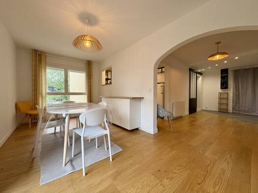 Appartement à vendre 168 000 € 5 pièces 3 chambres 103 m² RDC/1 Le Mans 72000