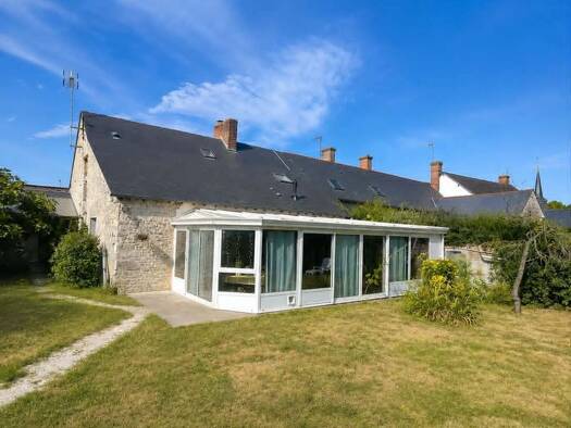 Maison à vendre 173 000 € 6 pièces 3 chambres 150,5 m² 752 m² de terrain Bouzonville-aux-Bois 45300