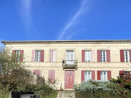 Immeuble à vendre 893 000 € Créon 33670