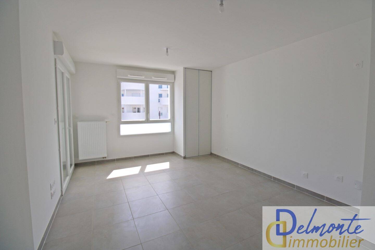 Maison à louer, 25m², LA SEYNE SUR MER