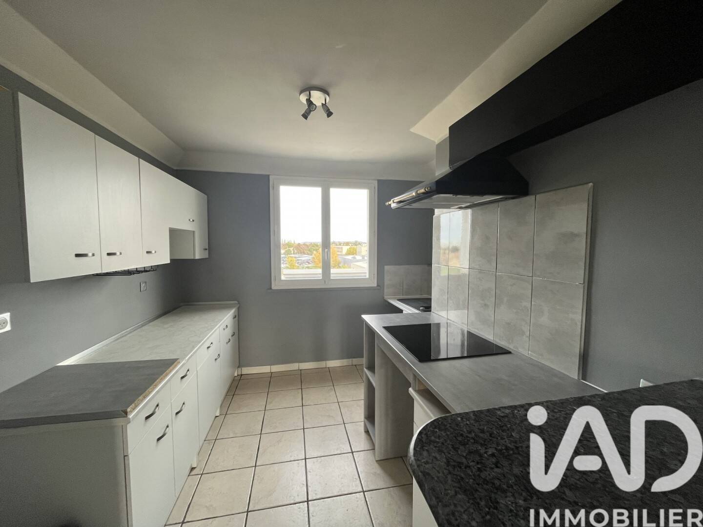 Maison à louer, 52m², LIVRON SUR DROME