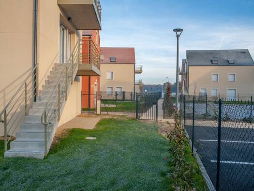 Appartement à louer 933 € 4 pièces 3 chambres 81 m² 1er étage Choisy-au-Bac 60750