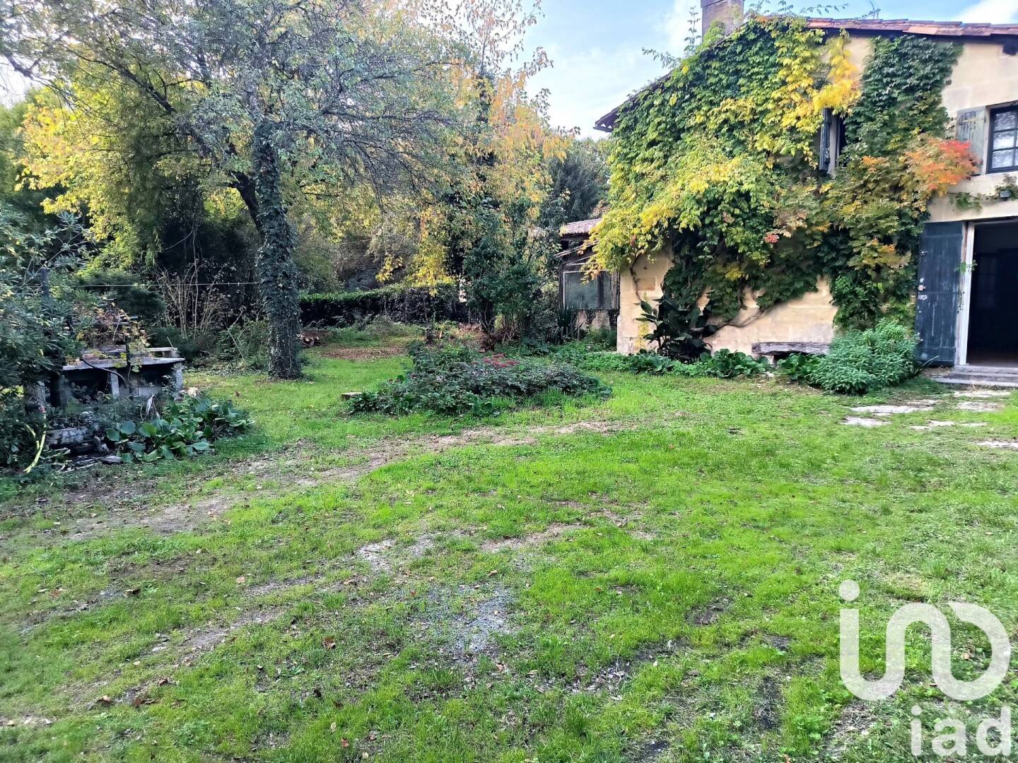 Maison à vendre, 240m², TIZAC DE LAPOUYADE