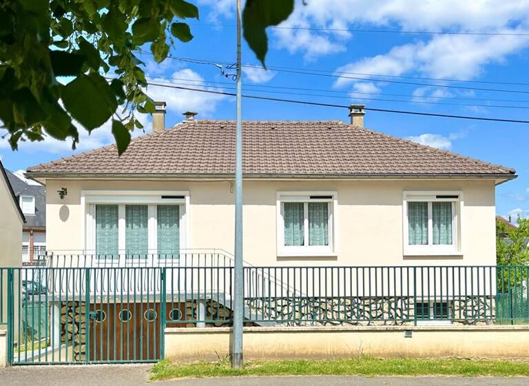 Maison à vendre 150 000 € 3 pièces 2<br/>chambres 61 m²<br/>superficie 425 m²<br/>terrain Noyon 60400