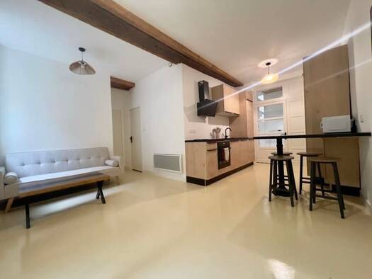 Appartement à vendre 265 500 € 3 pièces 2 chambres 47 m² Étage 1/2 Saint Esprit Bayonne 64100