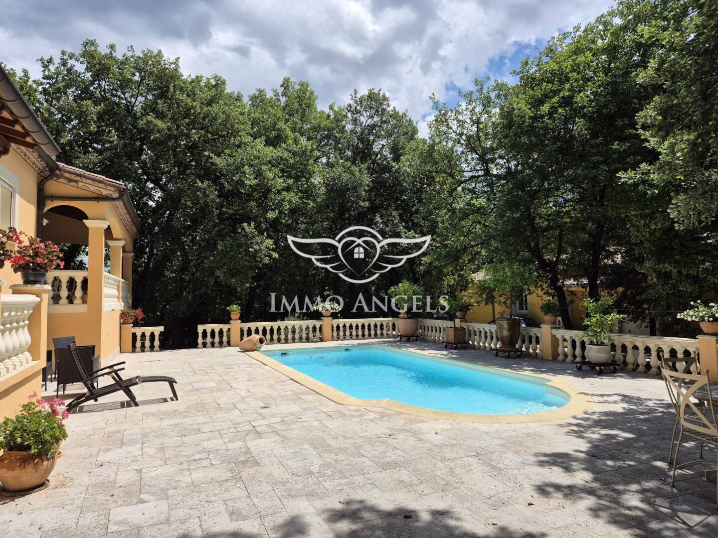 Maison à vendre, 213m², RIBAUTE LES TAVERNES