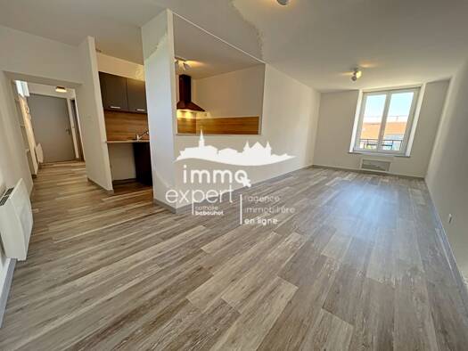 Appartement à louer 530 € 3 pièces 2 chambres 59 m² 1er étage Mirecourt 88500