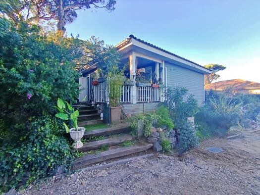 Chalet à vendre 369 000 € 3 pièces 2 chambres 50 m² 248 m² de terrain Gassin 83580