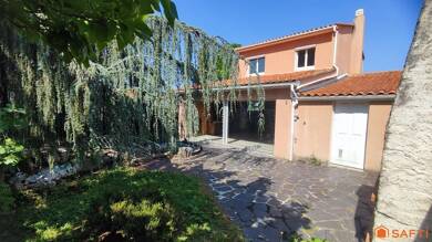 Maison à vendre 178 500 € 4 pièces 3 chambres 105 m² 560 m² de terrain Nord Soyaux 16800