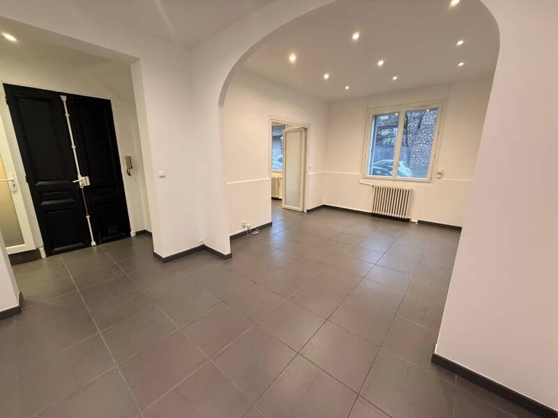 Maison à louer, 82m², MARSEILLE 8E