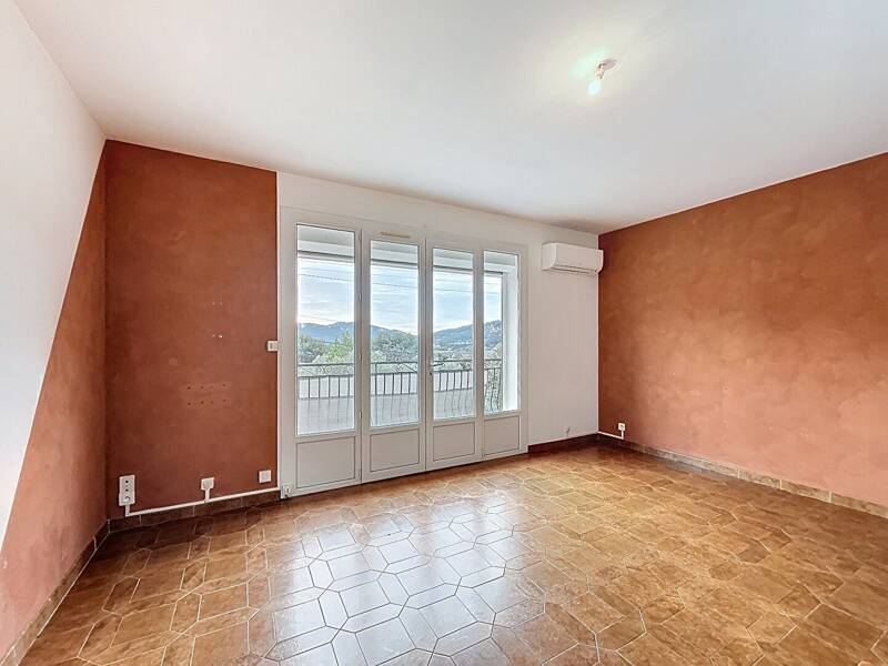 Maison à louer, 70m², LA CADIERE D'AZUR