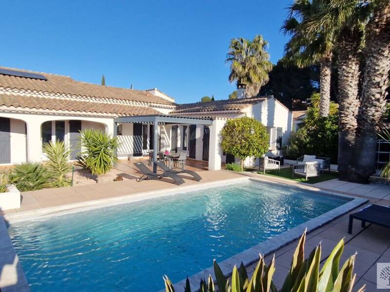 Maison à vendre, 182m², SAINT MITRE LES REMPARTS