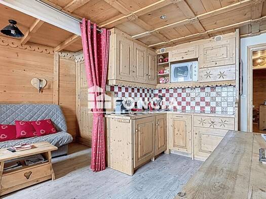 Appartement à vendre 403 100 € 3 pièces 1 chambre 38 m² Étage 4/4 Les Menuires Les Belleville 73440