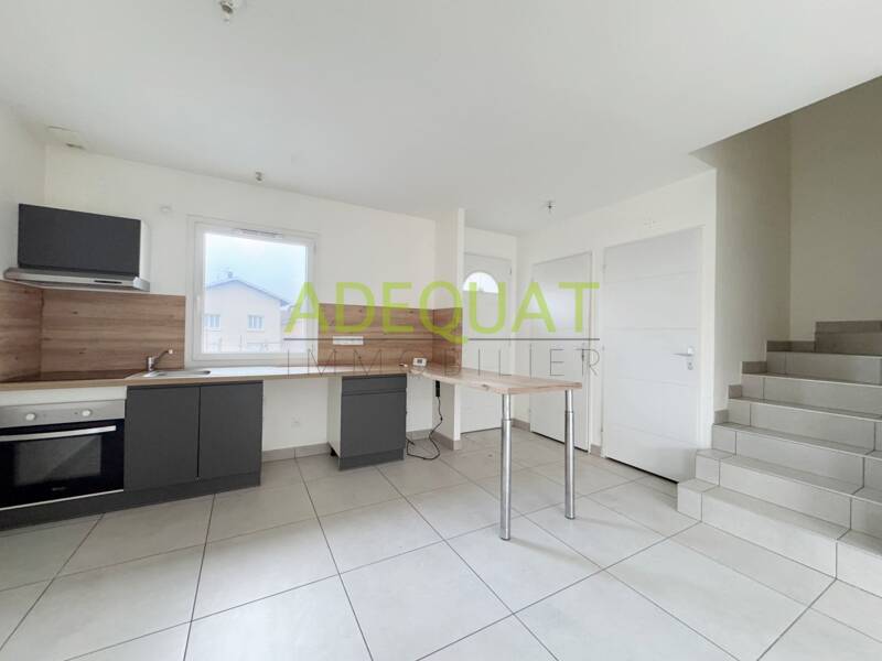 Maison à louer, 80m², SAINT SAVIN