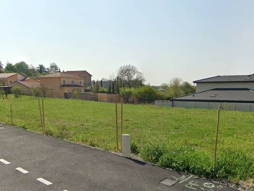 Terrain constructible viabilisé à vendre 289 000 € 534 m² de terrain Le-Trillet Meyzieu 69330