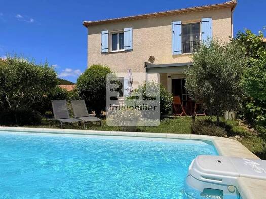 Maison à vendre 269 000 € 4 pièces 3 chambres 88 m² 320 m² de terrain Centre Ville Laudun-l'Ardoise 30290
