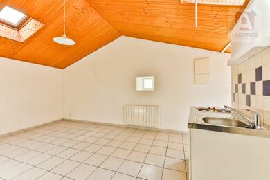Maison à louer 390 € 1 pièce 1 chambre 25 m² 35 m² de terrain Le Fenouiller 85800