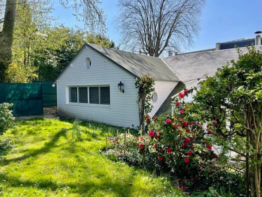 Maison à louer 3 400 € 4 pièces 2 chambres 154 m² Louveciennes 78430