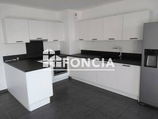 Appartement à louer 1 720 € 3 pièces 2 chambres 66,85 m² Étage 2/4 Est Ferney-Voltaire 01210