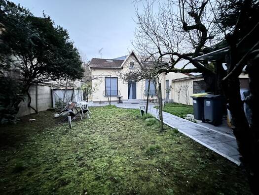 Maison à vendre 365 000 € 5 pièces 2 chambres 75 m² 320 m² de terrain Orly 94310