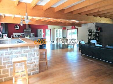 Maison à vendre 579 600 € 15 pièces 11 chambres 200 m² 8 031 m² de terrain Plouider 29260
