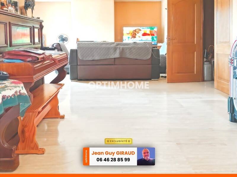 Maison à vendre, 217m², LA MONNERIE LE MONTEL