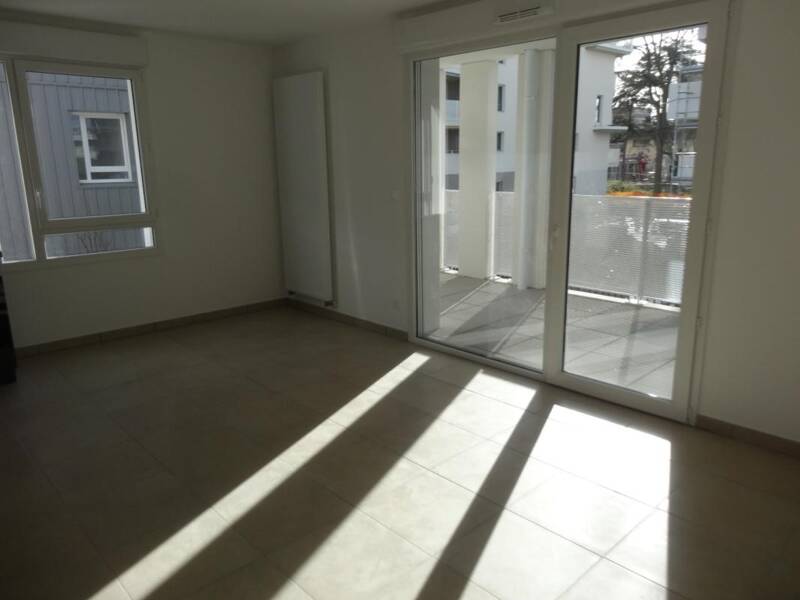 Maison à louer, 63m², LYON 8E