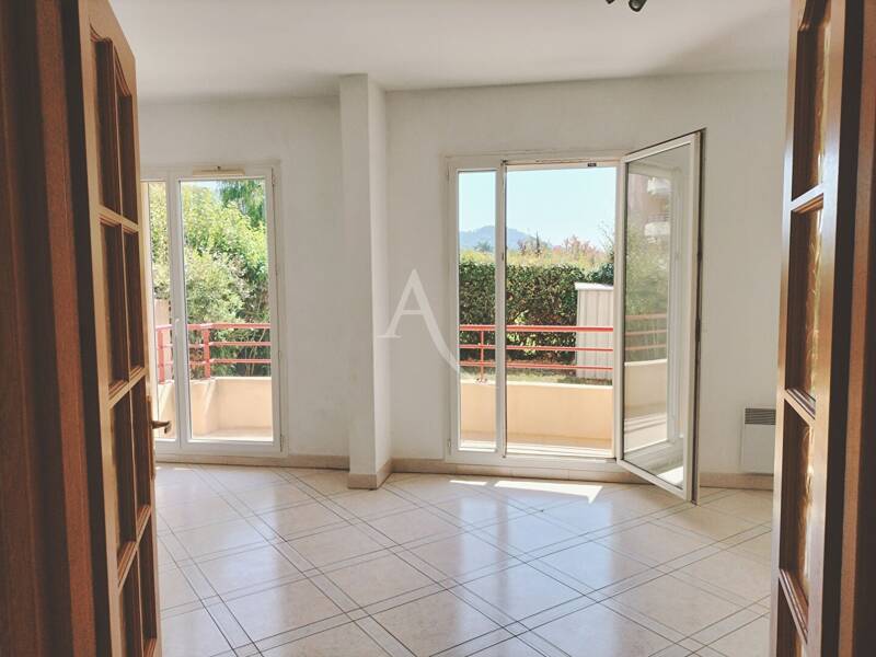 Maison à louer, 78m², CARQUEIRANNE