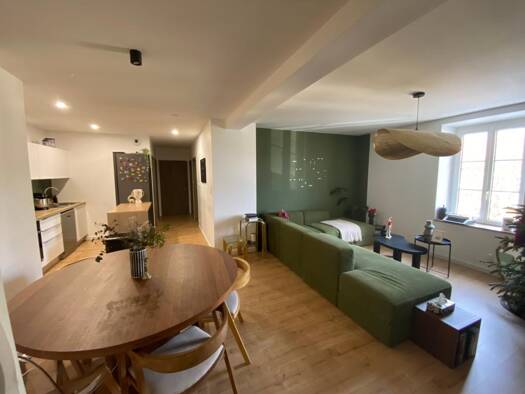 Appartement à louer 900 € 3 pièces 2 chambres 70 m² Étage 1/2 Sud Est Hagondange 57300