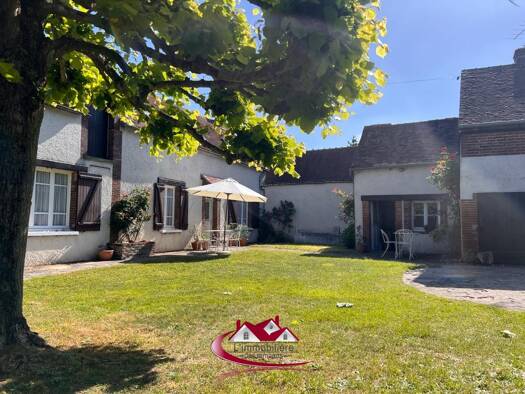 Maison à vendre 280 000 € 4 pièces 3 chambres 112 m² 967 m² de terrain Abondant 28410