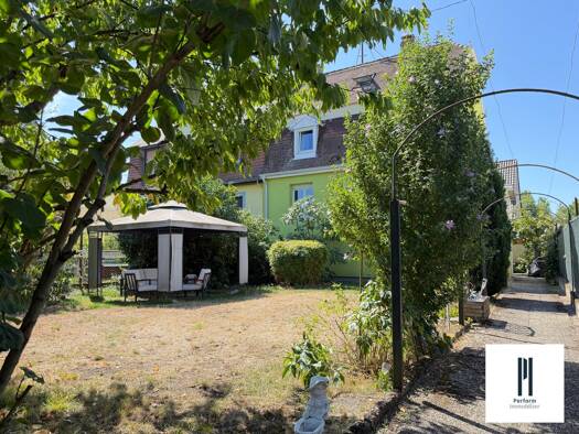 Maison à vendre 470 000 € 7 pièces 5 chambres 135 m² 417 m² de terrain Port du Rhin Centre Strasbourg 67100