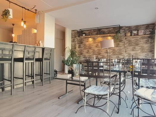 Pizzeria à vendre Fonds de commerce 126 500 € 52 m² d'espace de restauration Libourne 33500