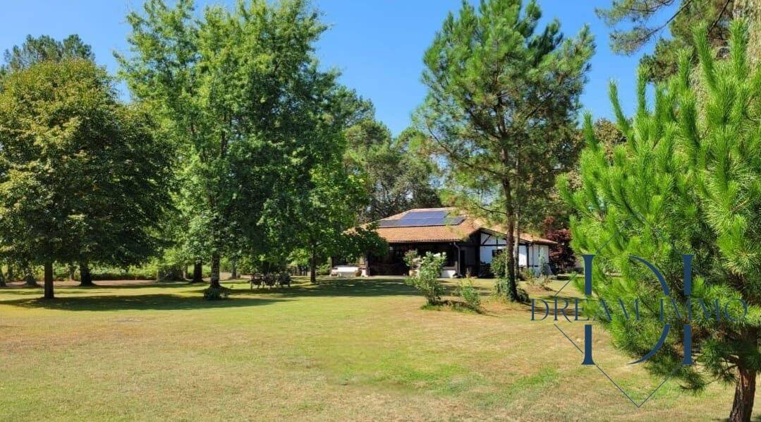 Maison à vendre, 160m², RION DES LANDES