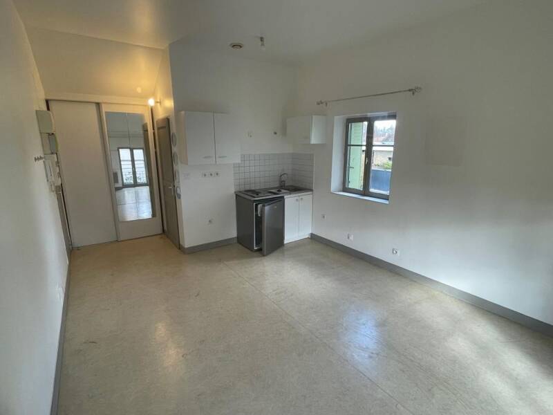 Maison à louer, 22m², SERRIS