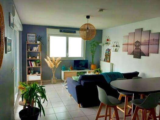 Appartement à louer - logement étudiant 750 € 2 pièces 1 chambre 45 m² 3ème étage Nantes 44000