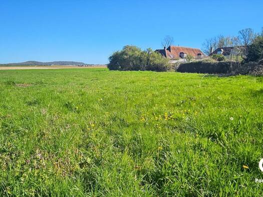 Terrain constructible à vendre 150 000 € 2 415 m² de terrain Bazicourt 60700