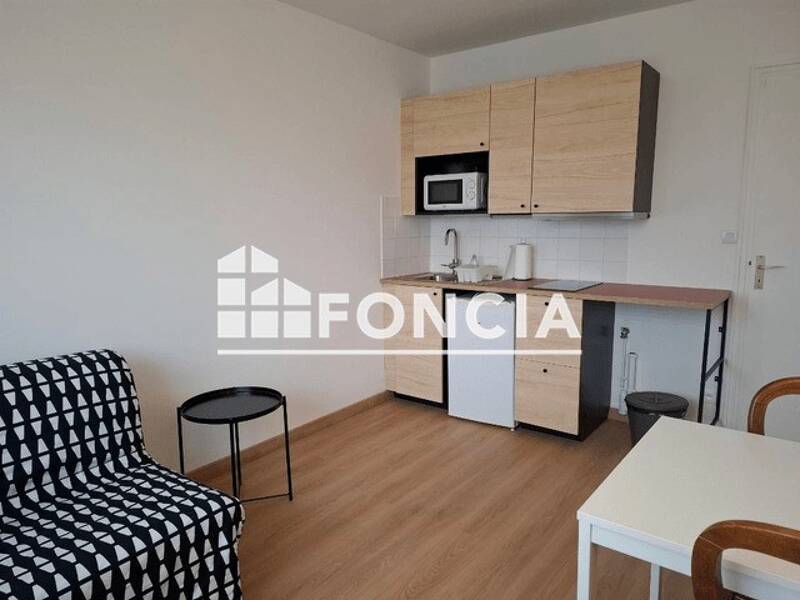 Maison à louer, 17m², ORLEANS