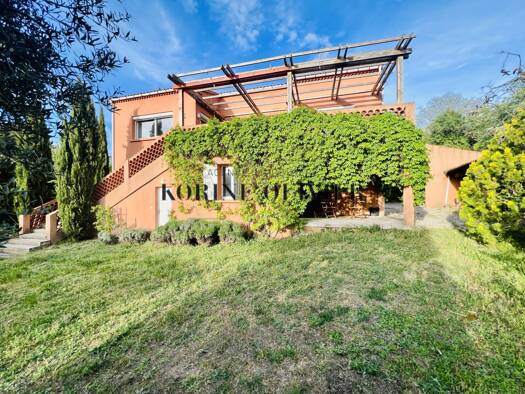 Maison à vendre 780 000 € 8 pièces 7 chambres 230 m² 1 114 m² de terrain Cabries 13480