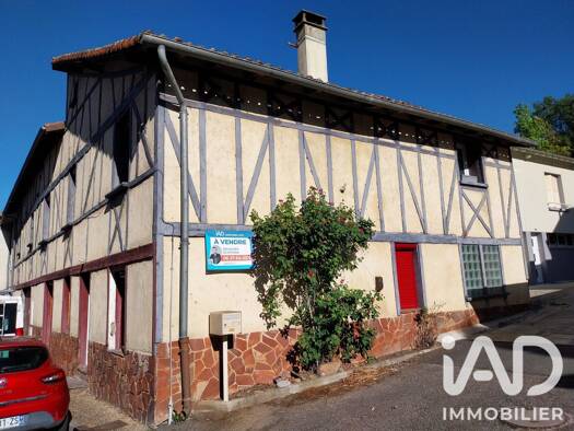 Maison de ville à vendre 118 000 € 4 pièces 2 chambres 165,5 m² Saint-Victurnien 87420
