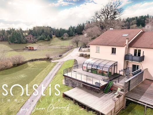 Appartement à vendre 199 000 € 4 pièces 3 chambres 163 m² RDC Saint-Romain-les-Atheux 42660