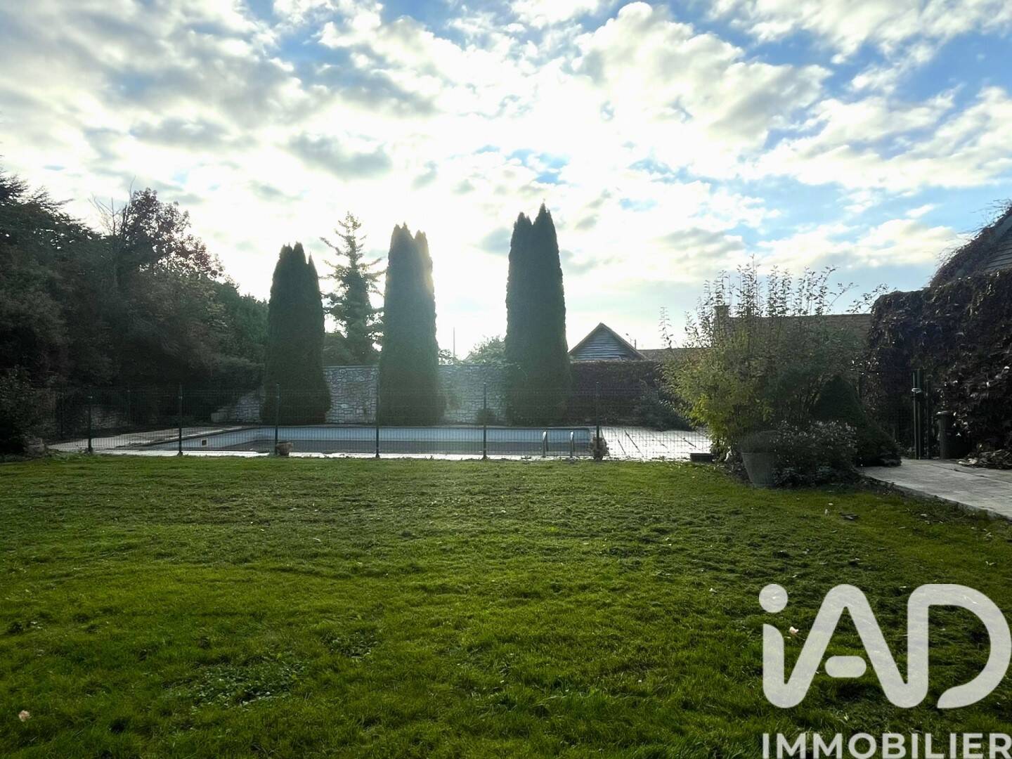 Maison à vendre, 236m², SERANVILLERS FORENVILLE