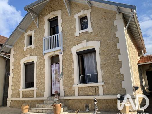 Maison de ville à vendre 260 000 € 5 pièces 4 chambres 151 m² 700 m² de terrain Foirail Bergerac 24100